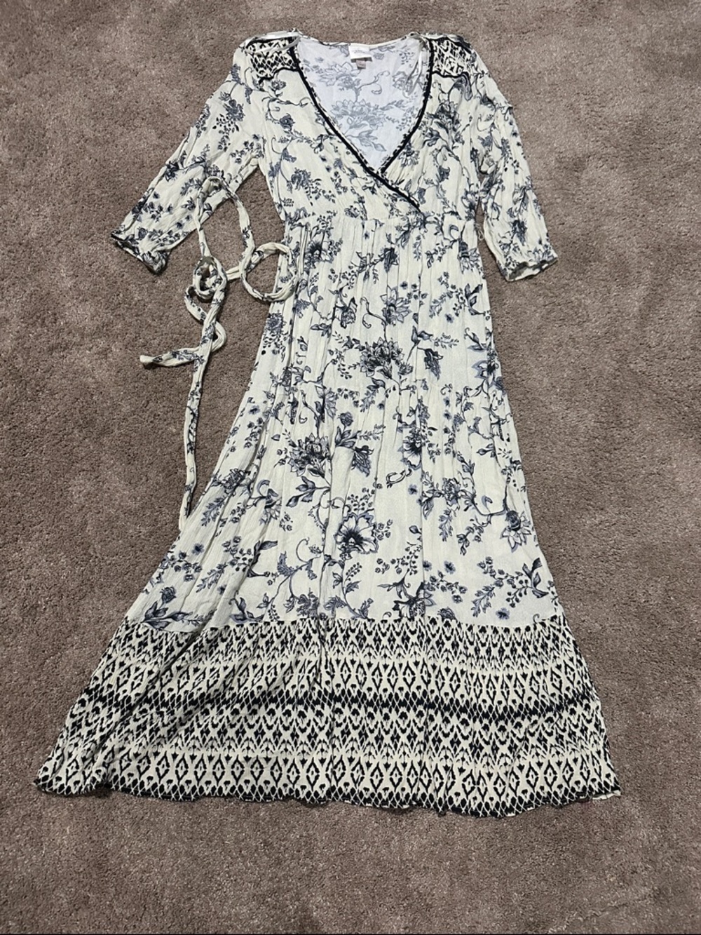 Knox Rose Cream and Navy Floral Wrap Maxi Dress